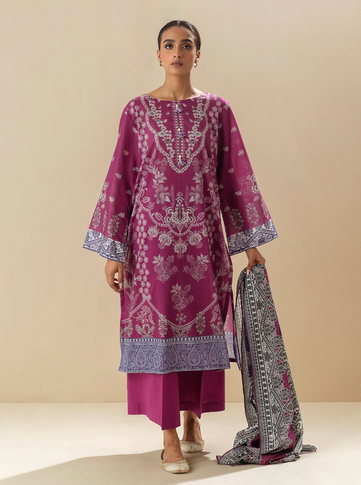 3 Piece - Printed Lawn Suit - Wine Mix