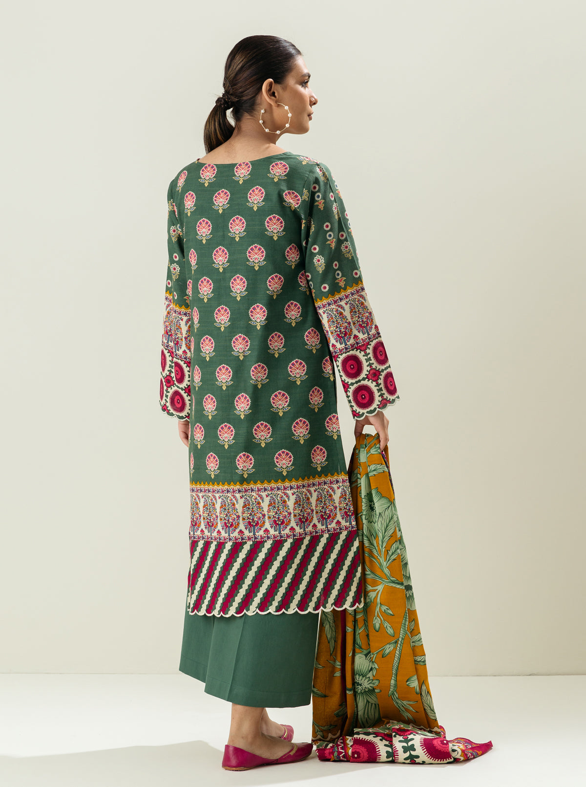 3 Piece - Printed Khaddar Suit - Royal Suzani