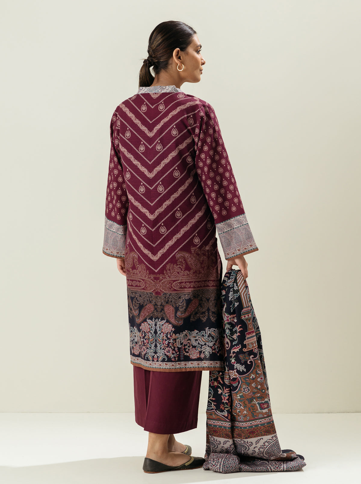 3 Piece - Printed Khaddar Suit - Dried Thyme