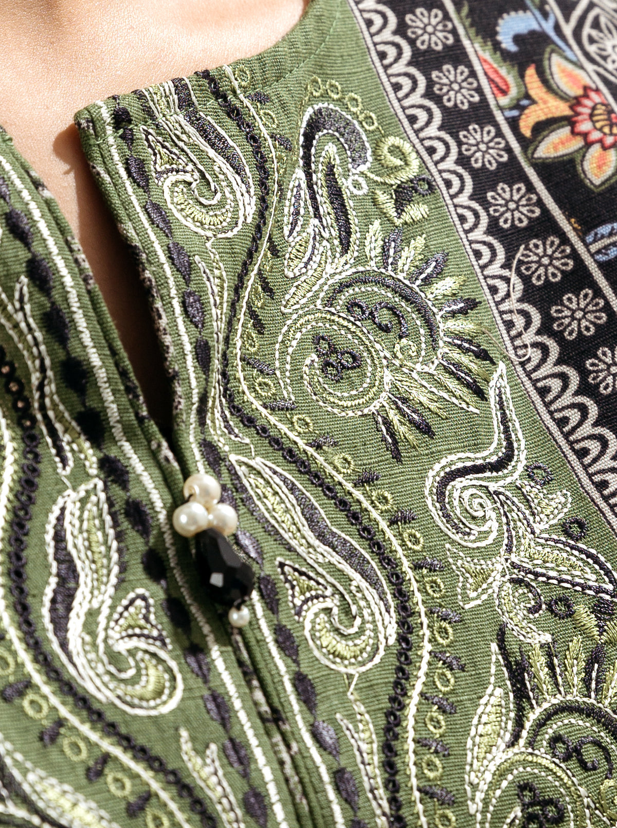 3 Piece - Embroidered Khaddar Suit - Auburn
