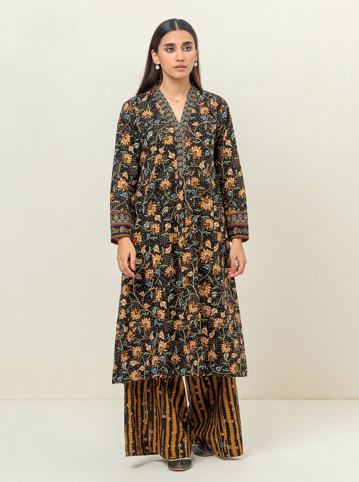 2 Piece - Printed Khaddar Suit - Parisian Night