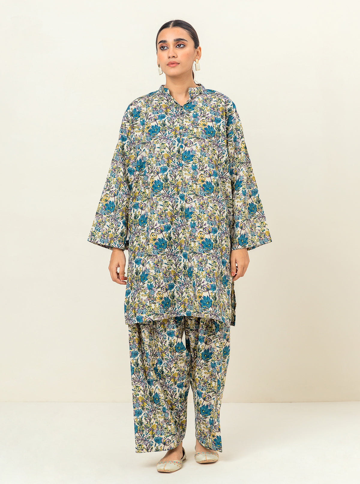 2 Piece - Printed Khaddar Suit - Botanical Beauty