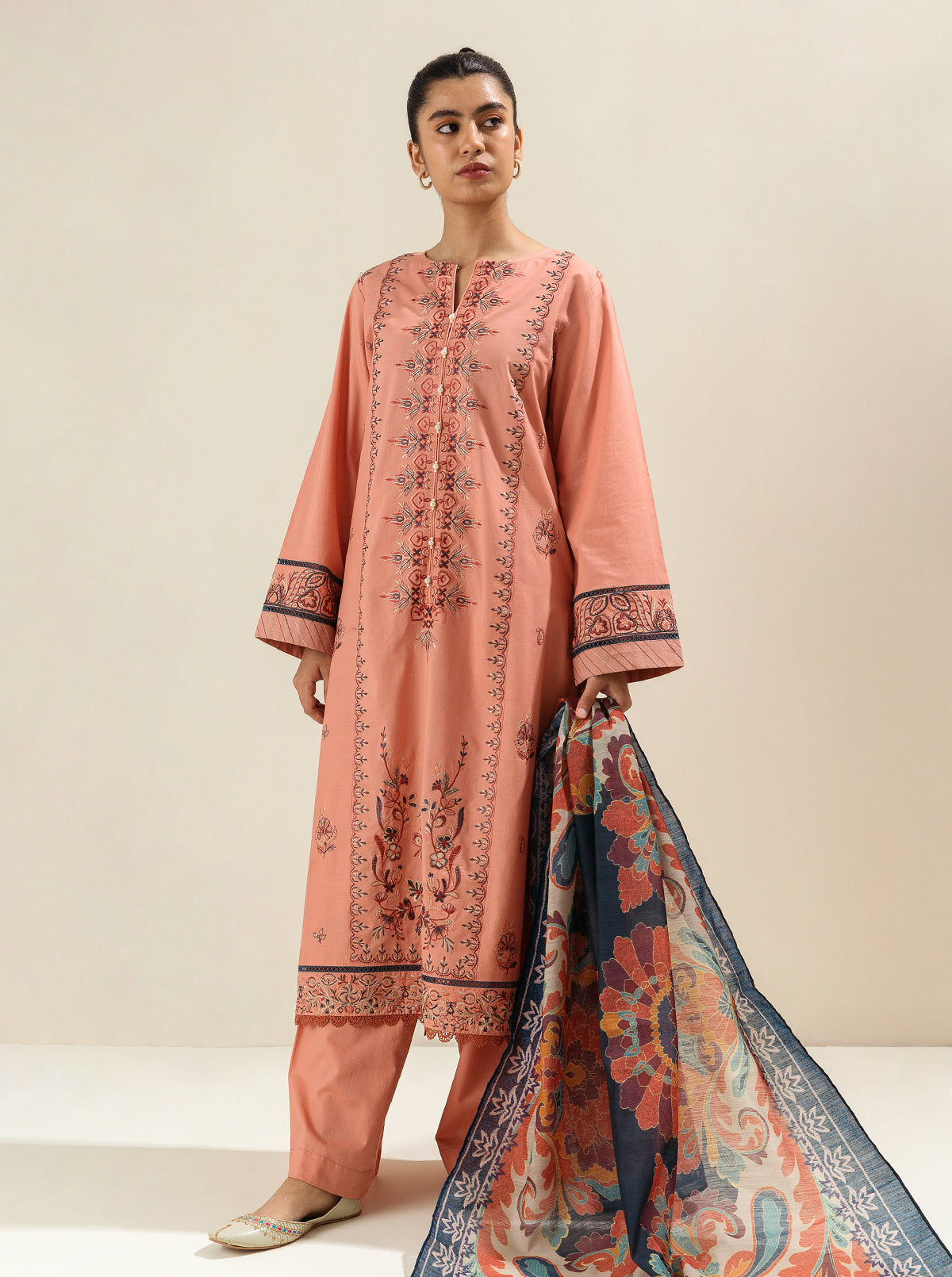 3 Piece - Embroidered Lawn Suit - Wild Flower Heaven