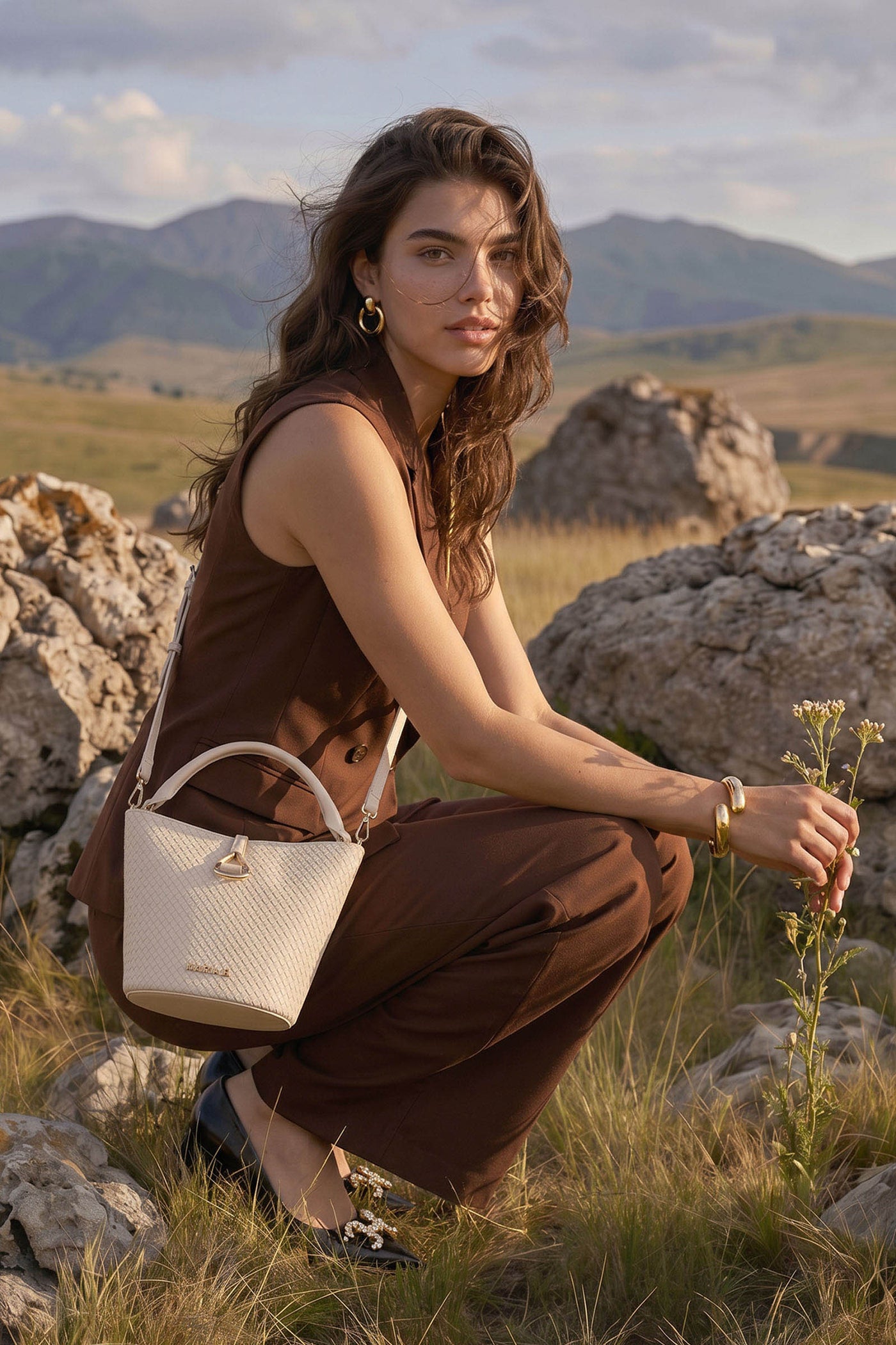 Woven Bucket Bag