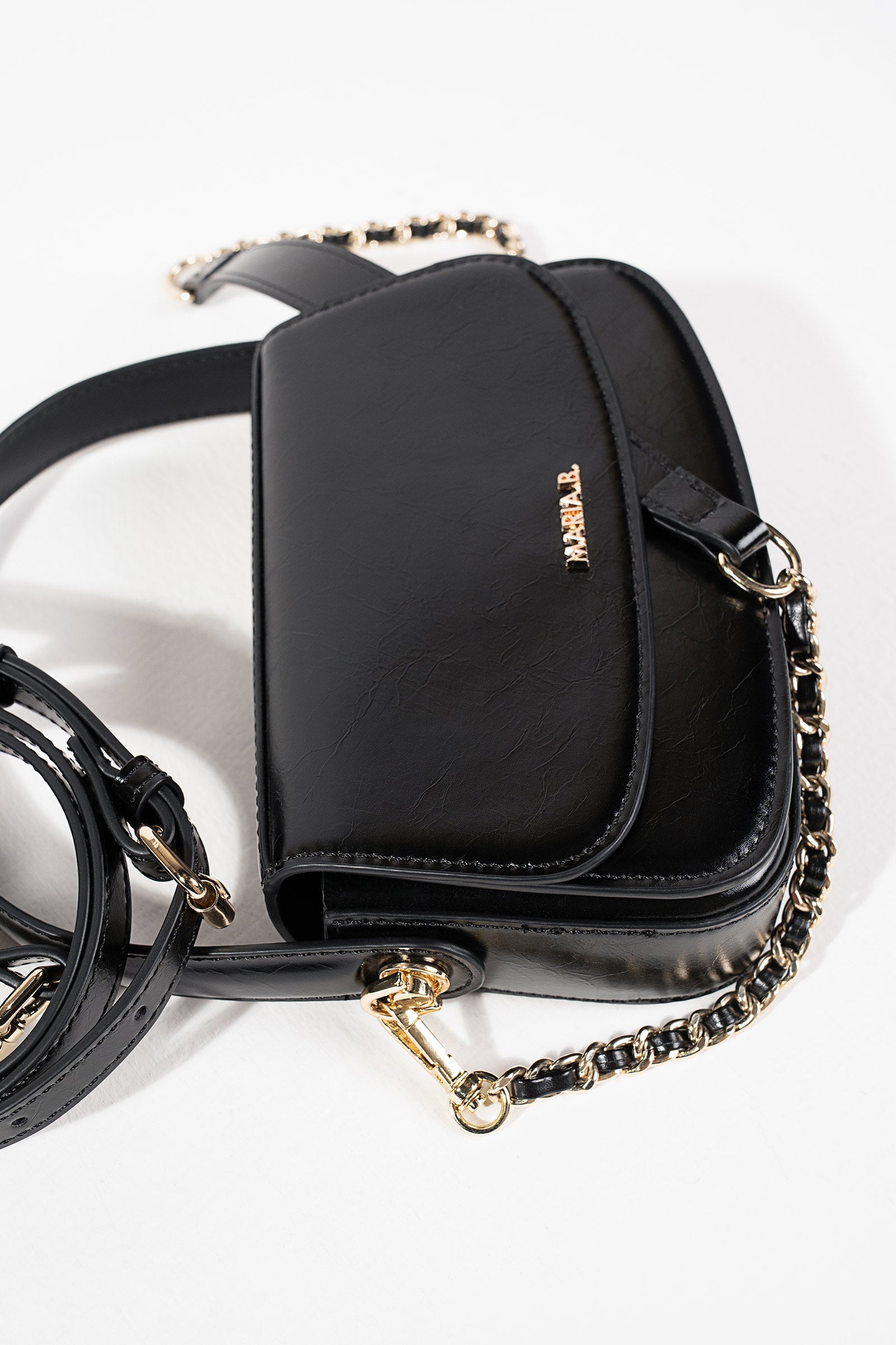 https://cdn.shopify.com/s/files/1/0620/8788/9062/files/MBG-SS26-13Black_H.jpg?v=1778070580