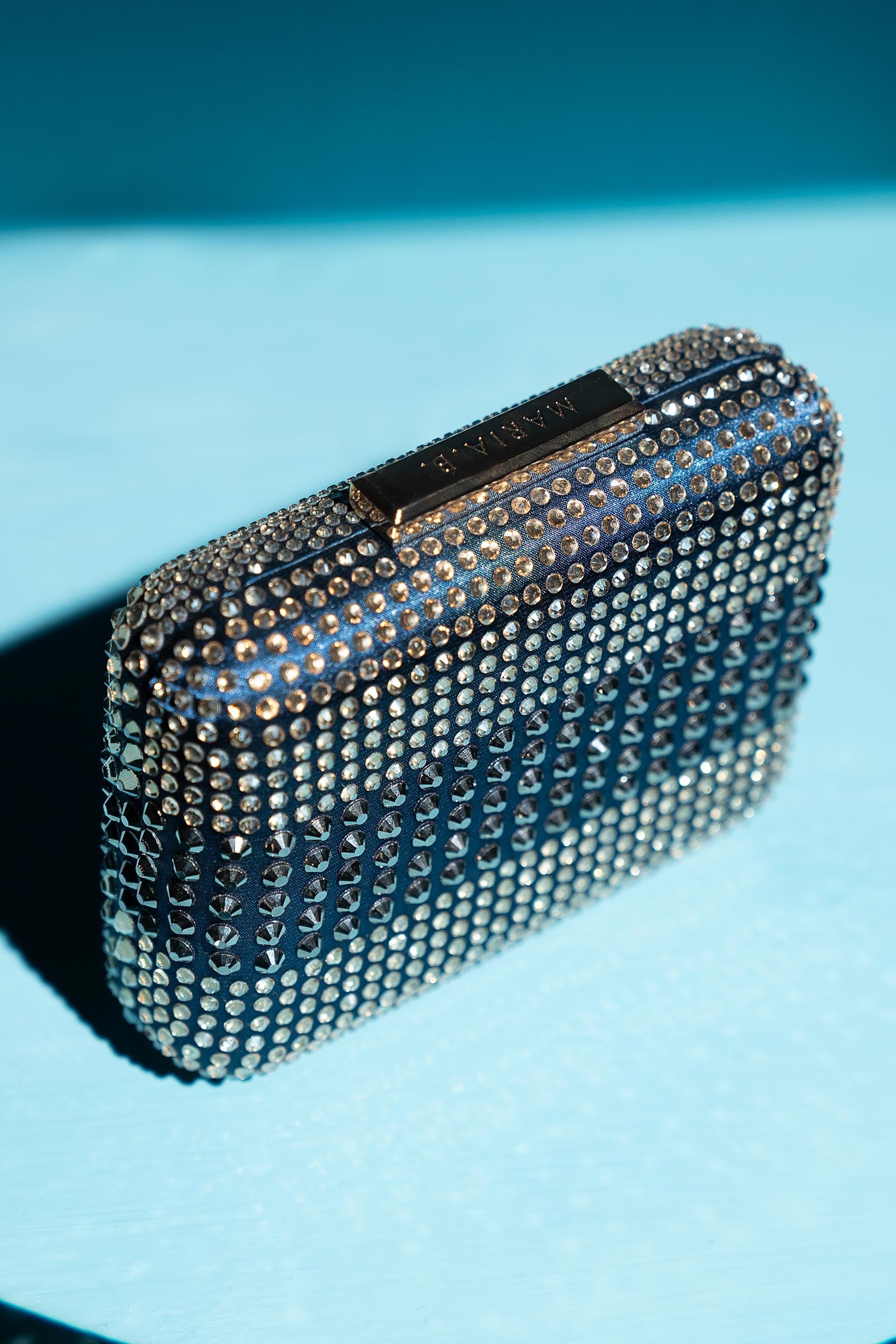 https://cdn.shopify.com/s/files/1/0620/8788/9062/files/MBG-W25-10BlueBack_C.jpg?v=1763735190