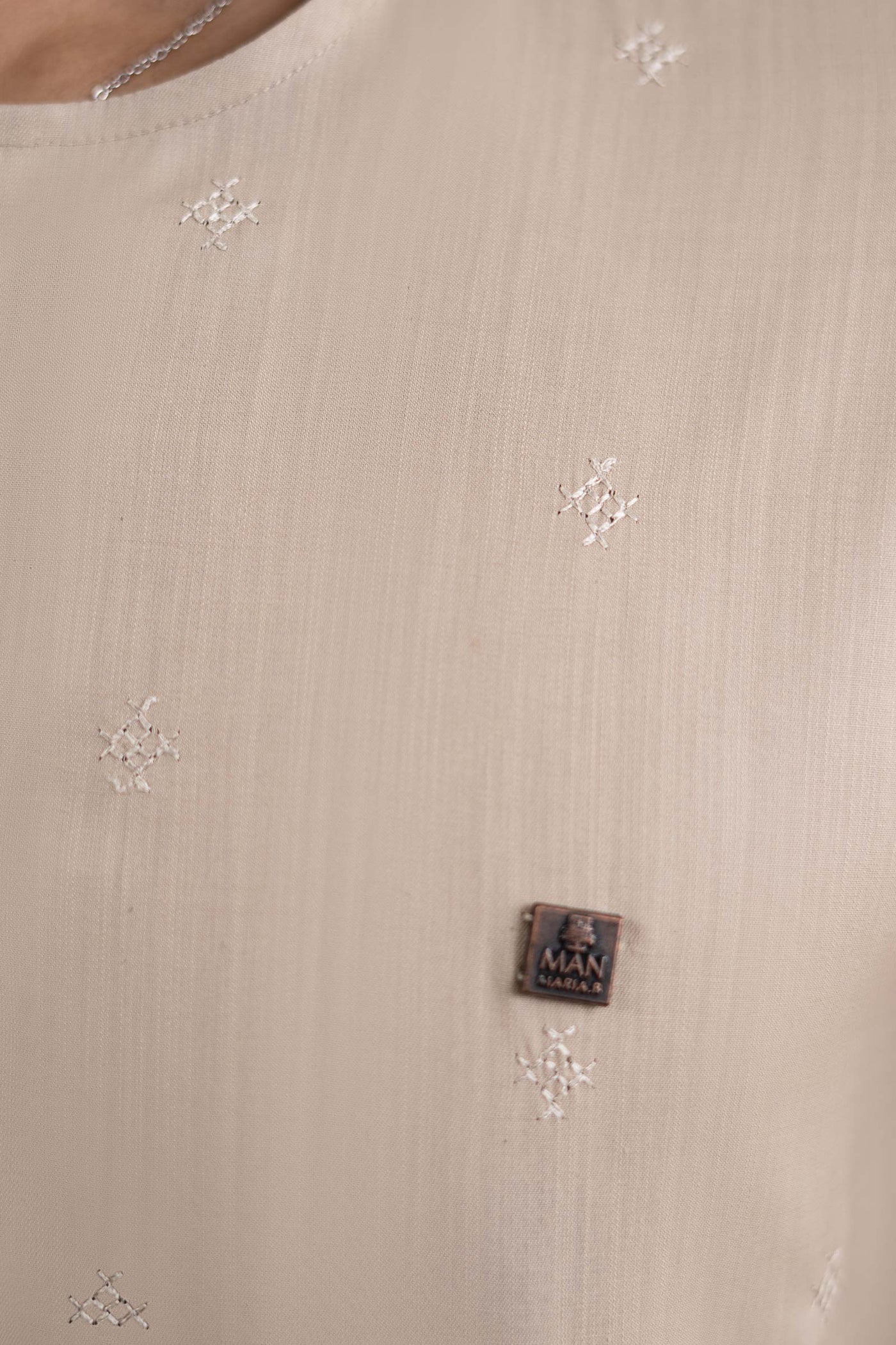 Embroidered Abalone Kurta