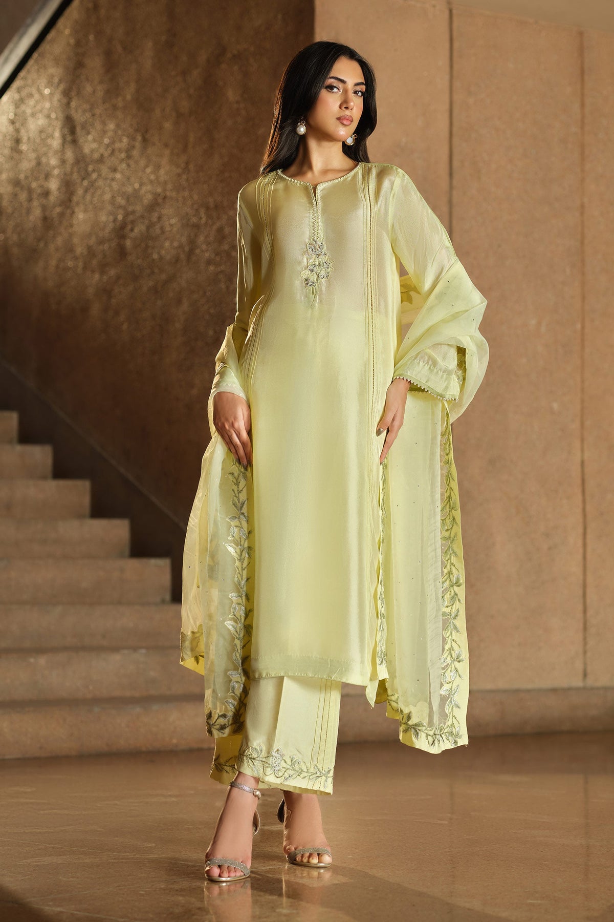 3 Piece Embroidered Tassel Silk Suit