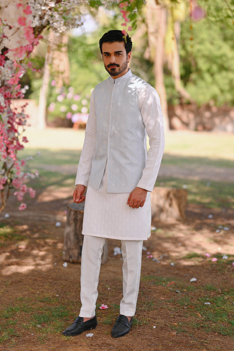 https://cdn.shopify.com/s/files/1/2044/1461/products/MEHLUMQALAM-63.jpg?v=1680163122