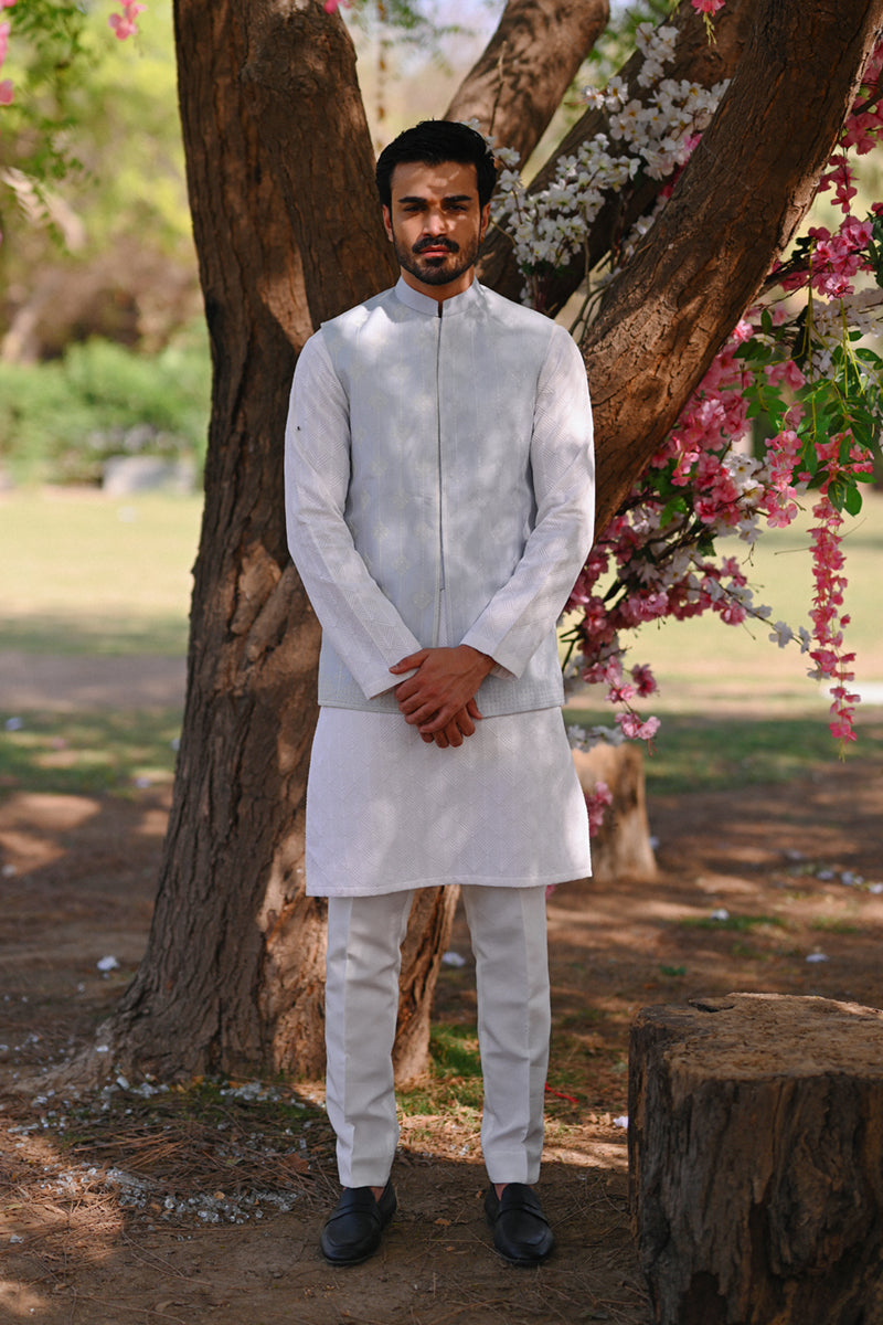 https://cdn.shopify.com/s/files/1/2044/1461/products/MEHLUMQALAM-66.jpg?v=1680163168
