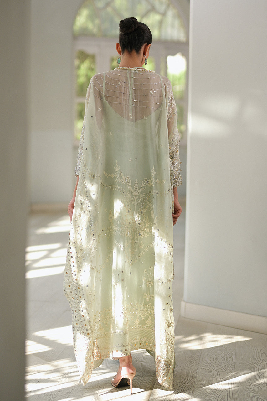 https://cdn.shopify.com/s/files/1/0588/3661/5221/products/MEHLUMSMLP-138.jpg?v=1705063546