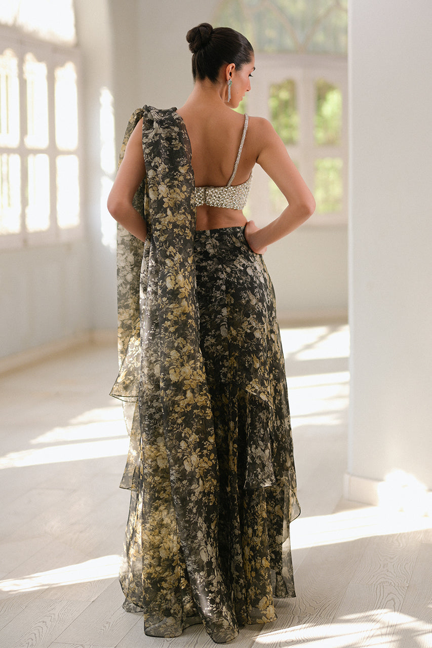 https://cdn.shopify.com/s/files/1/0588/3661/5221/products/MEHLUMSMLP-168.jpg?v=1705063586