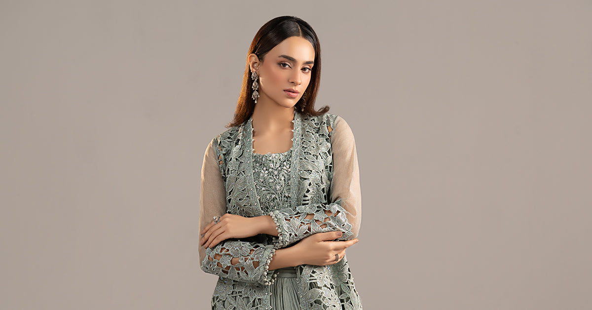 3 Piece Embroidered Zari Organza Suit