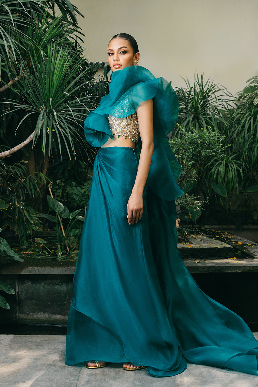 2 Piece Embroidered Velvet Suit