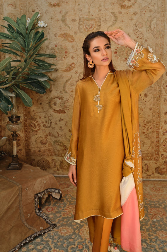 https://cdn.shopify.com/s/files/1/0593/6516/3148/products/MHL_5387-570x857.jpg?v=1662136009