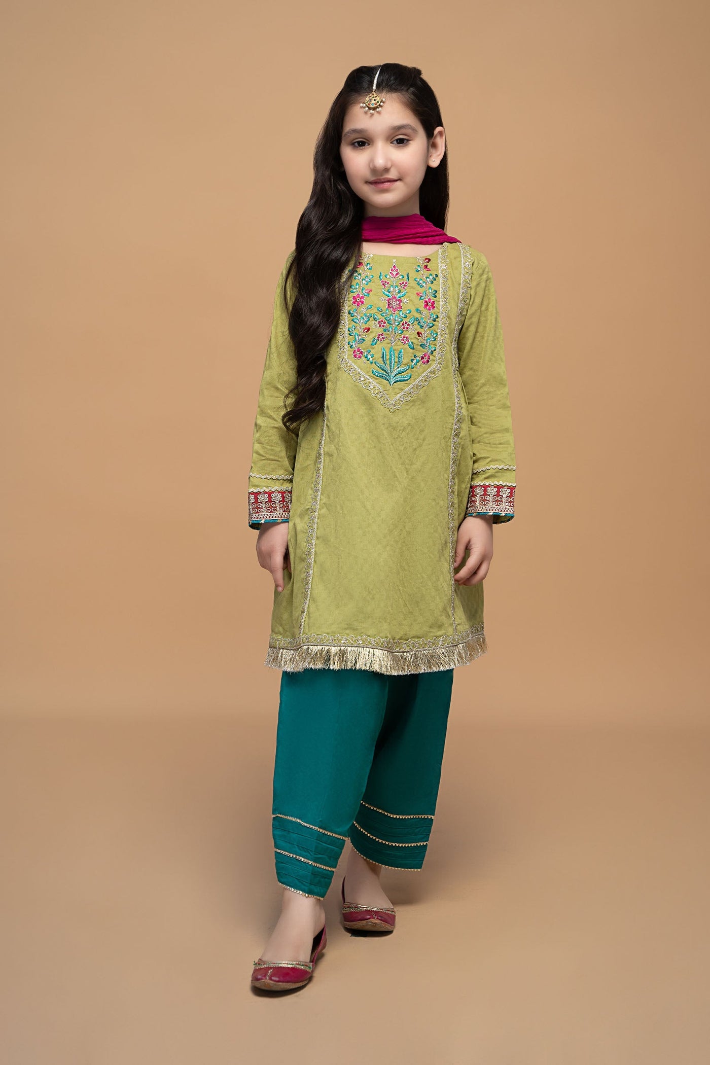https://cdn.shopify.com/s/files/1/0620/8788/9062/products/MKD-EF23-21-Green.jpg?v=1679474503