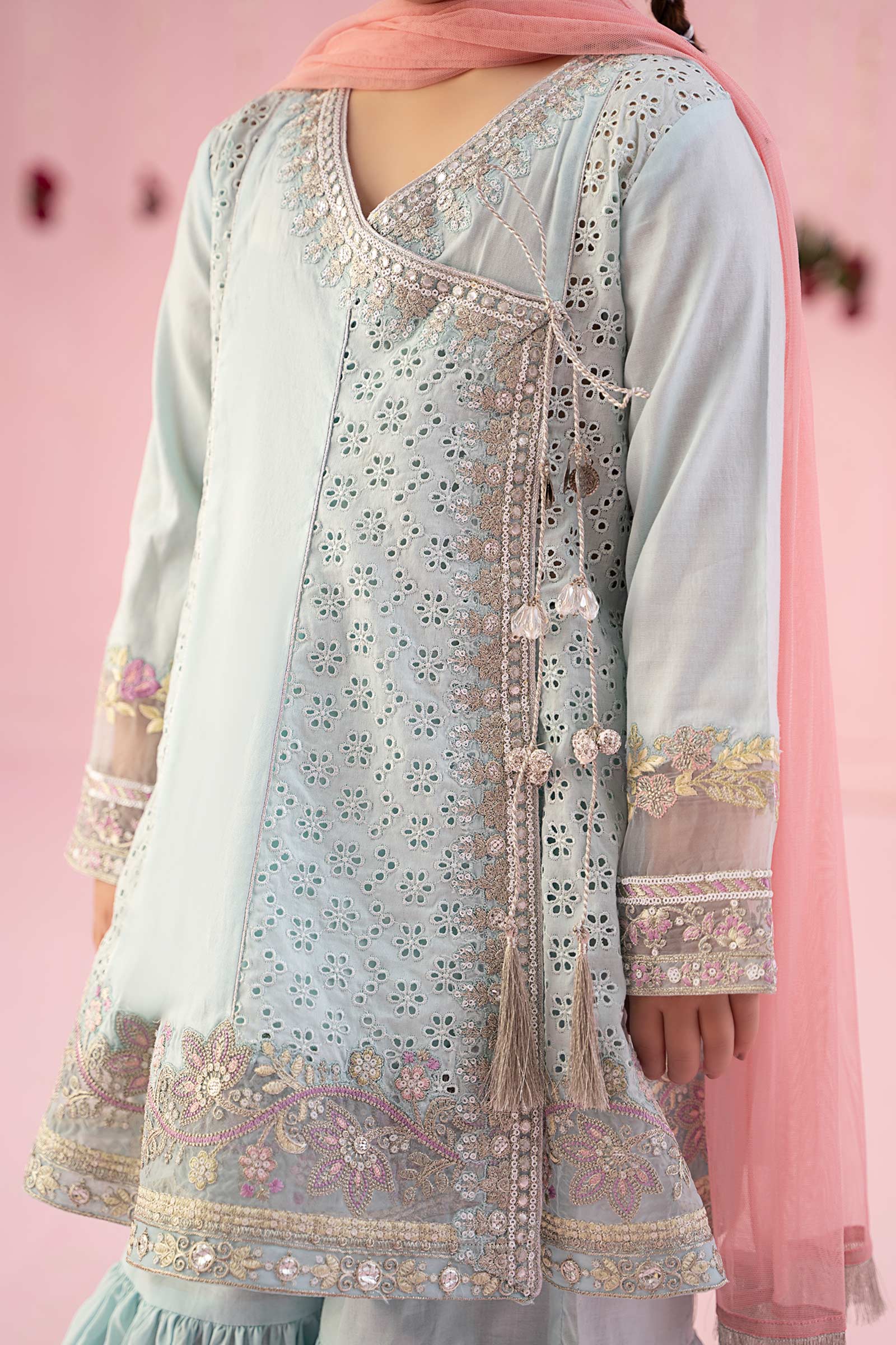 SHOOT-STITCH-EMBROIDERED-PRINTS-WOOLEN-SHAWL2022