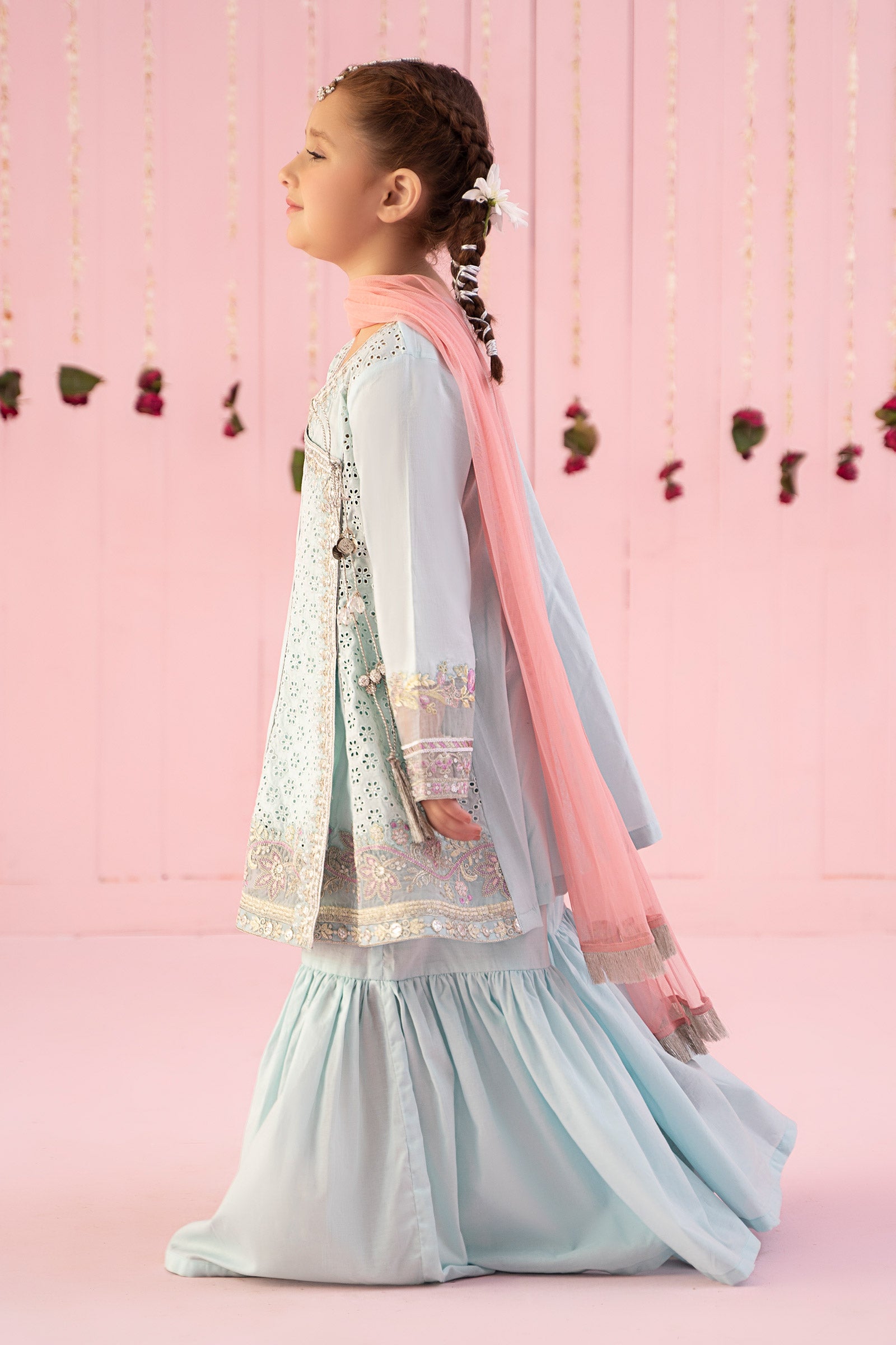 SHOOT-STITCH-EMBROIDERED-PRINTS-WOOLEN-SHAWL2022