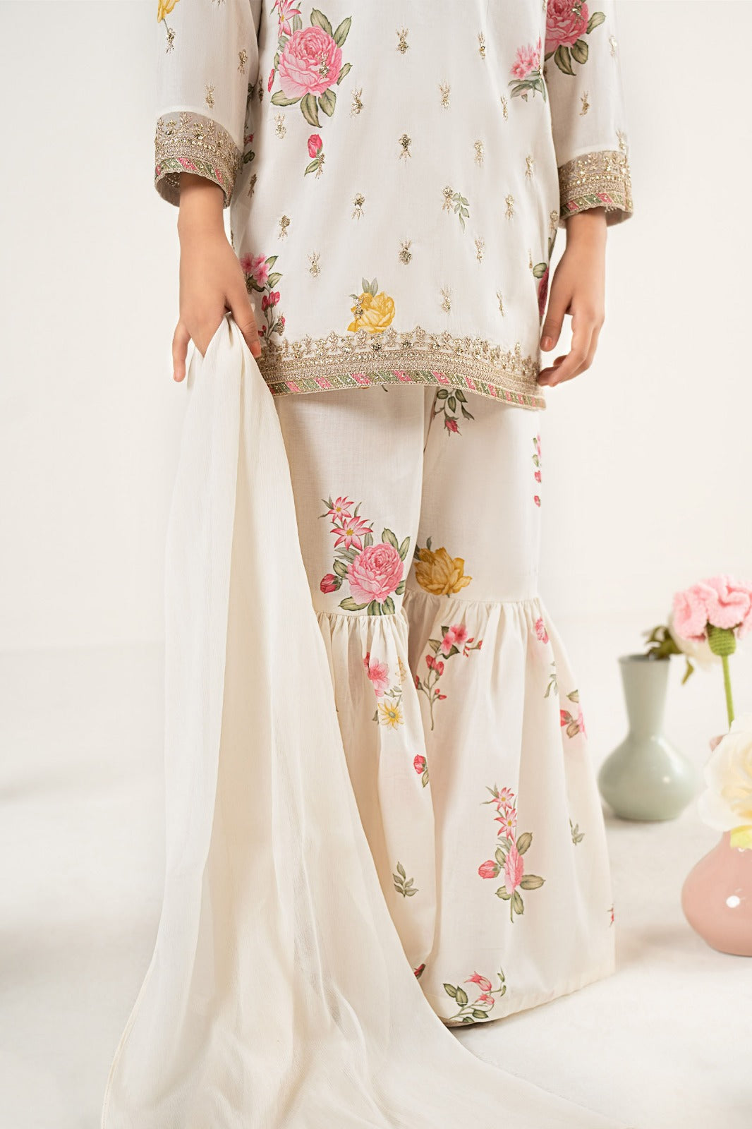 3 Piece Embroidered Lawn Suit