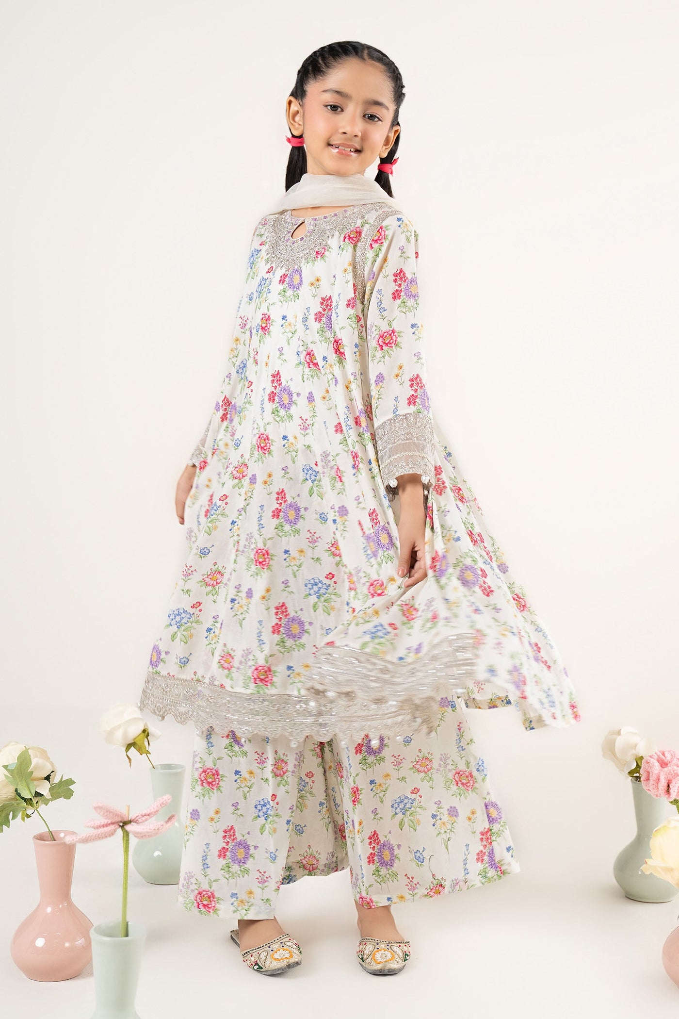 https://cdn.shopify.com/s/files/1/0620/8788/9062/files/MKDEA2503R1WhitePrintedFront_B.jpg?v=1779352406