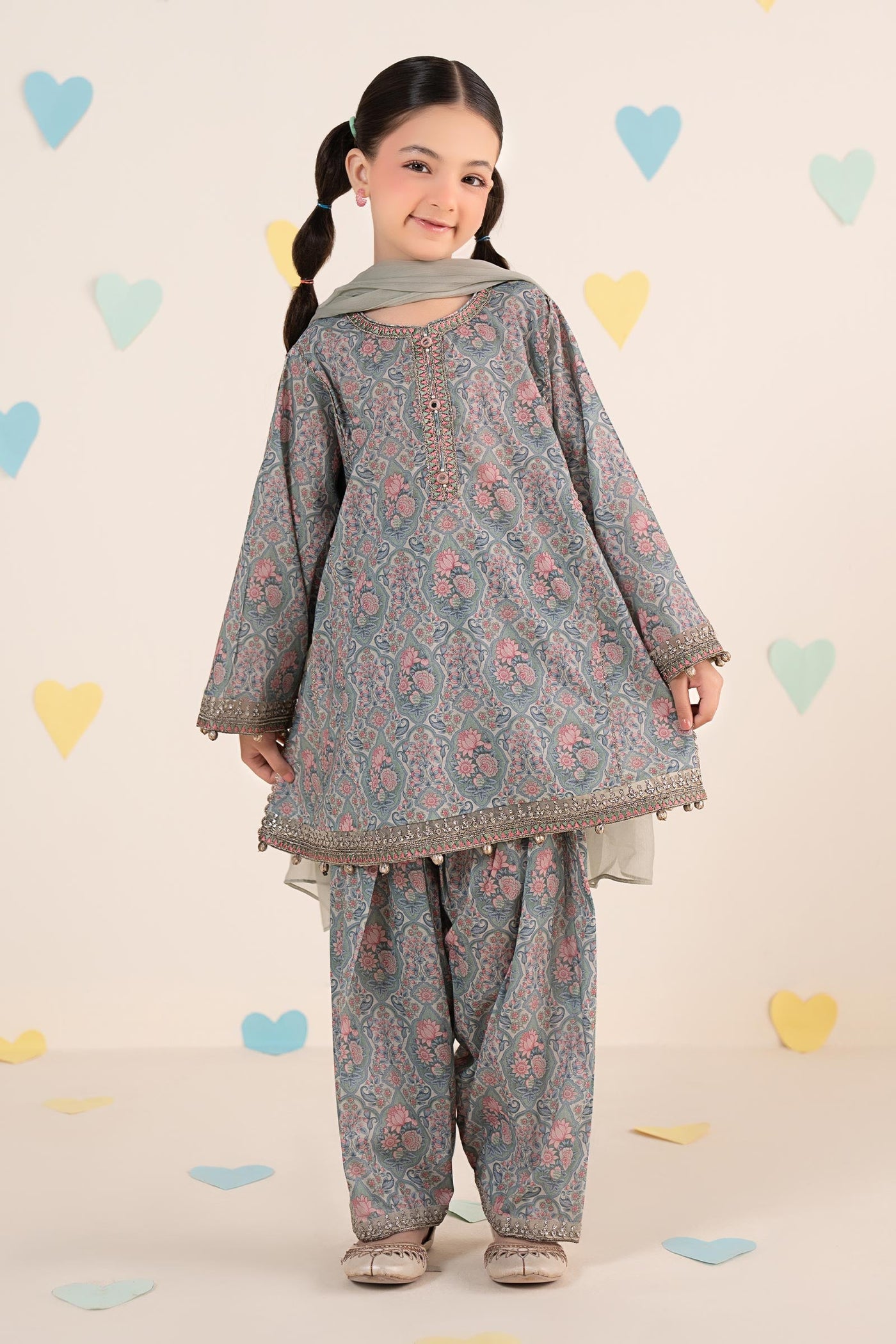 3 Piece Embroidered Lawn Suit