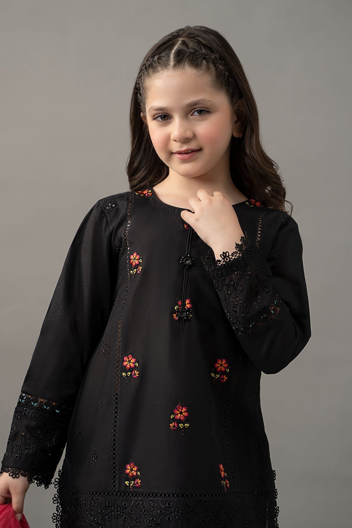3 Piece Embroidered Lawn Suit