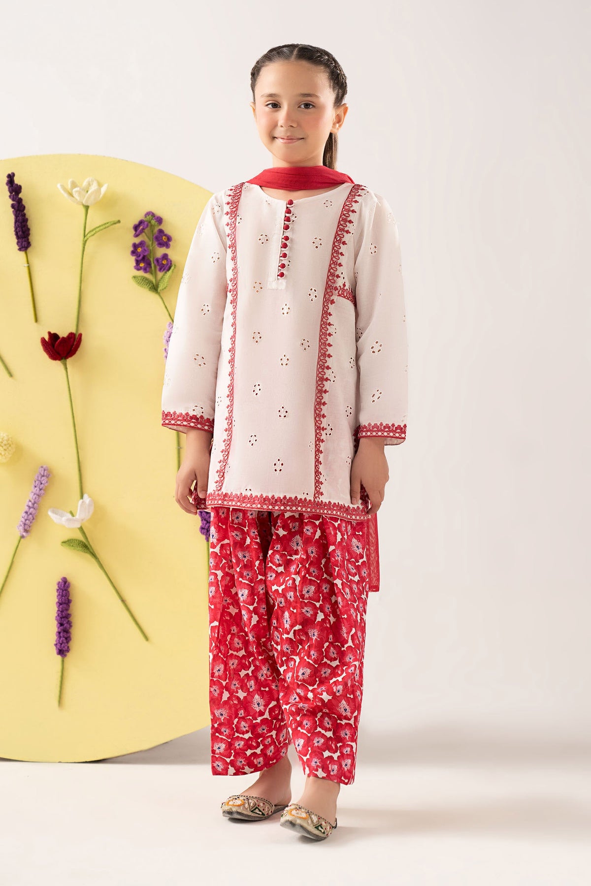 3 Piece Embroidered Lawn Suit