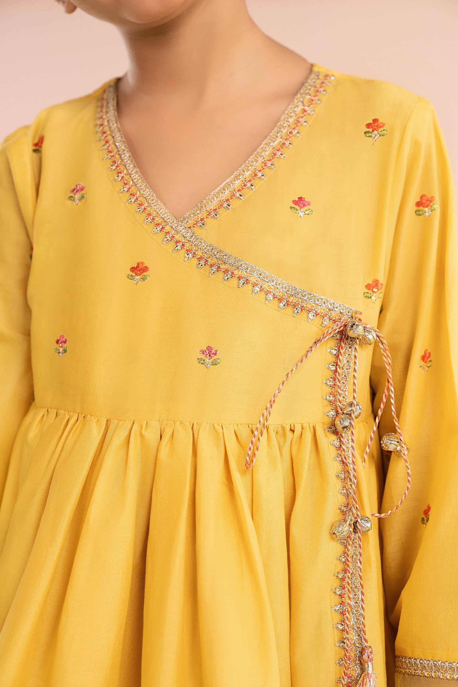 Shoot Stitched Noor Winter Shawls 25 Style B
