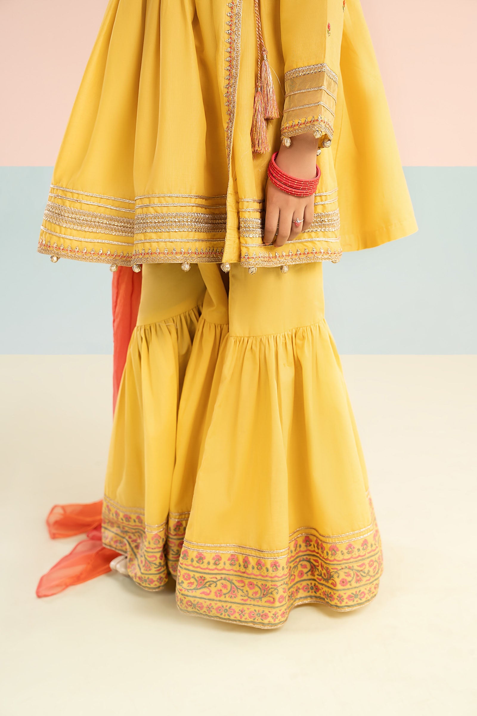 Shoot Stitched Noor Winter Shawls 25 Style B