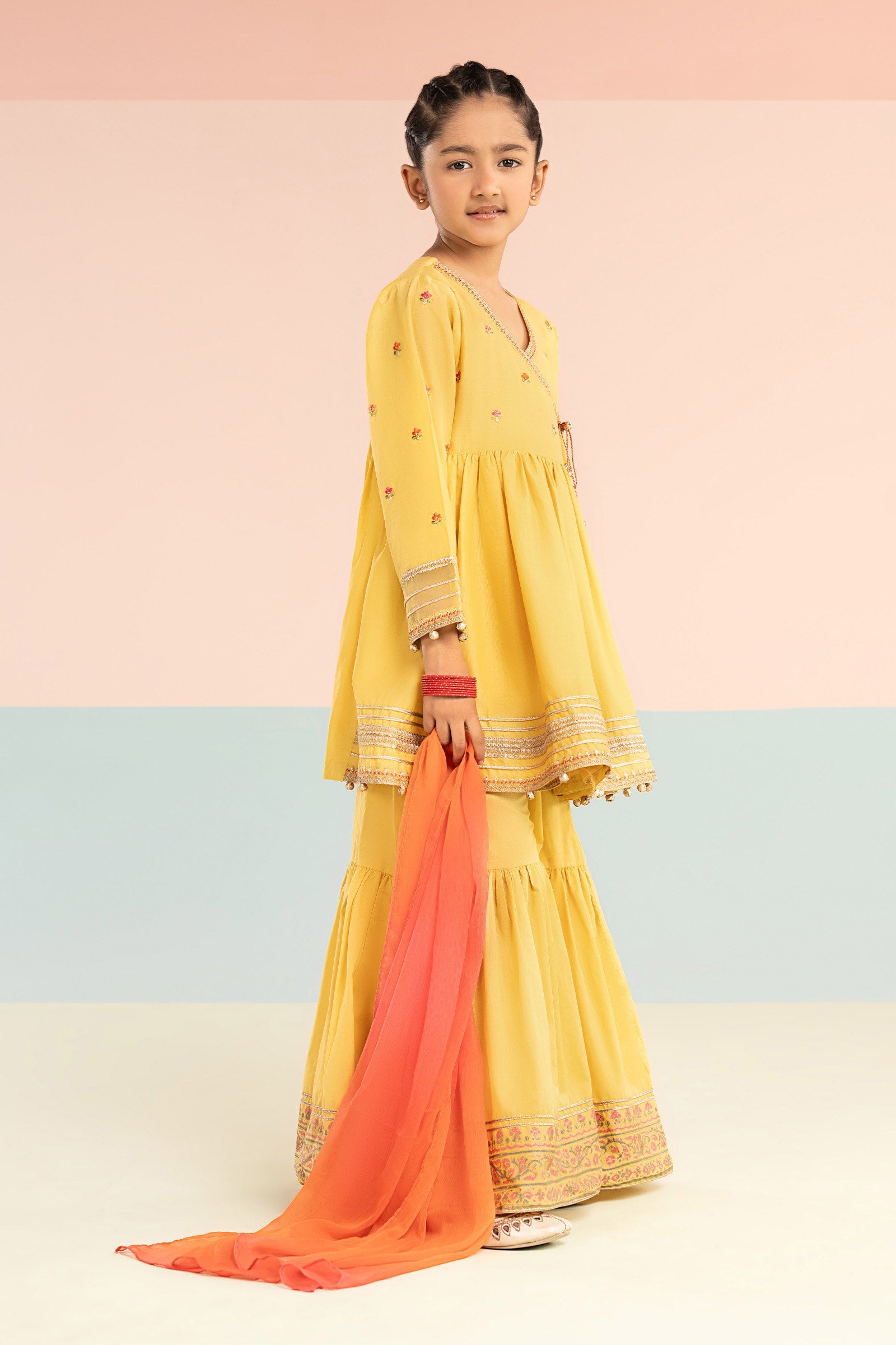 Shoot Stitched Noor Winter Shawls 25 Style B