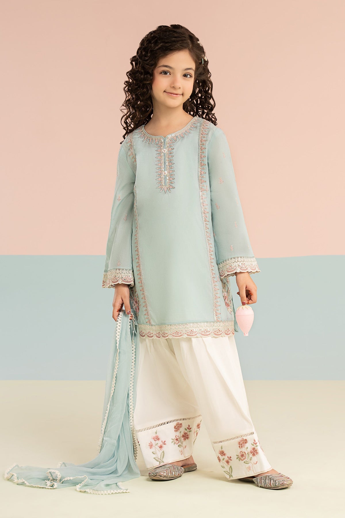 3 Piece Embroidered Lawn Suit