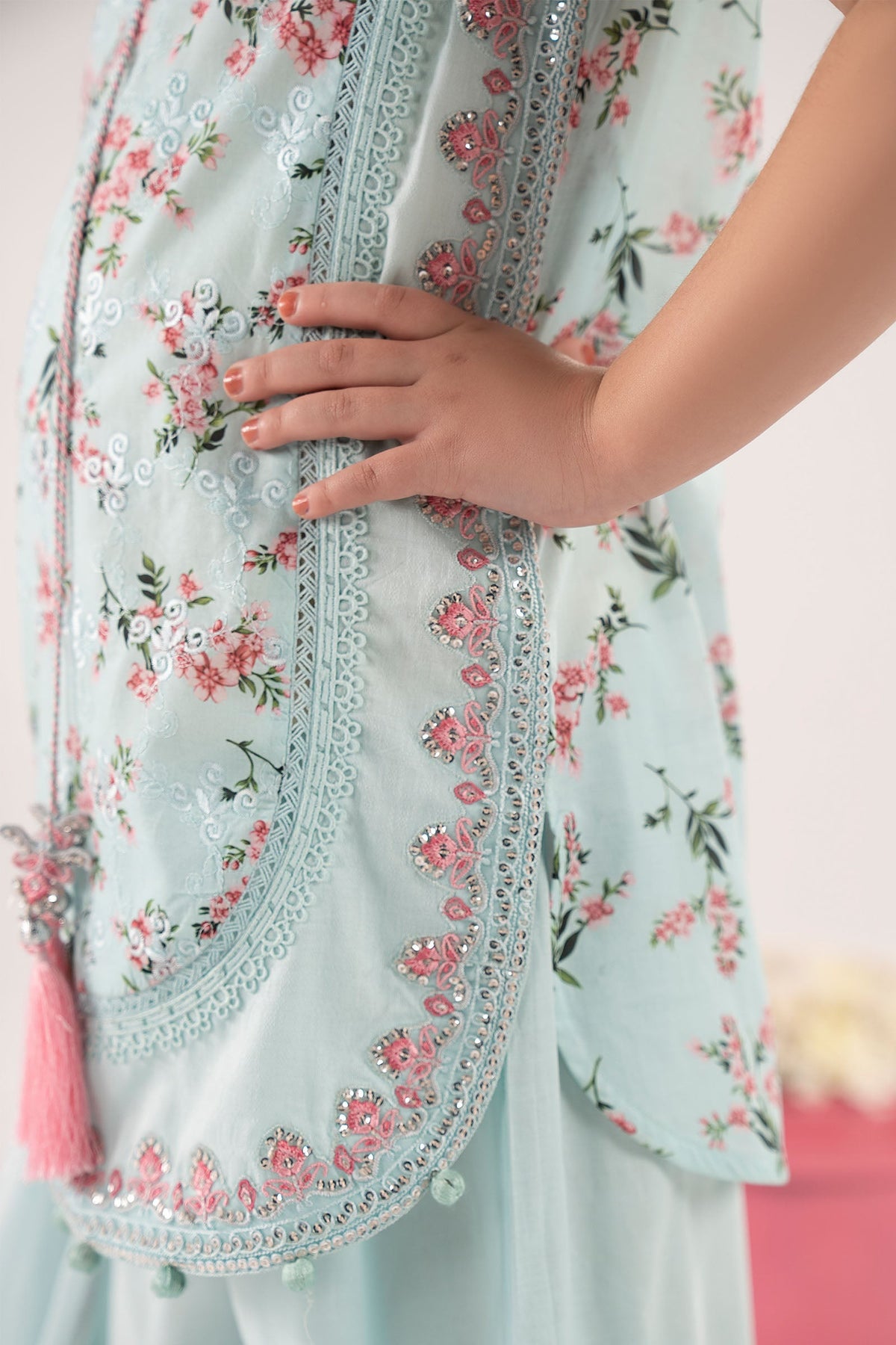 3 Piece Embroidered Lawn Suit
