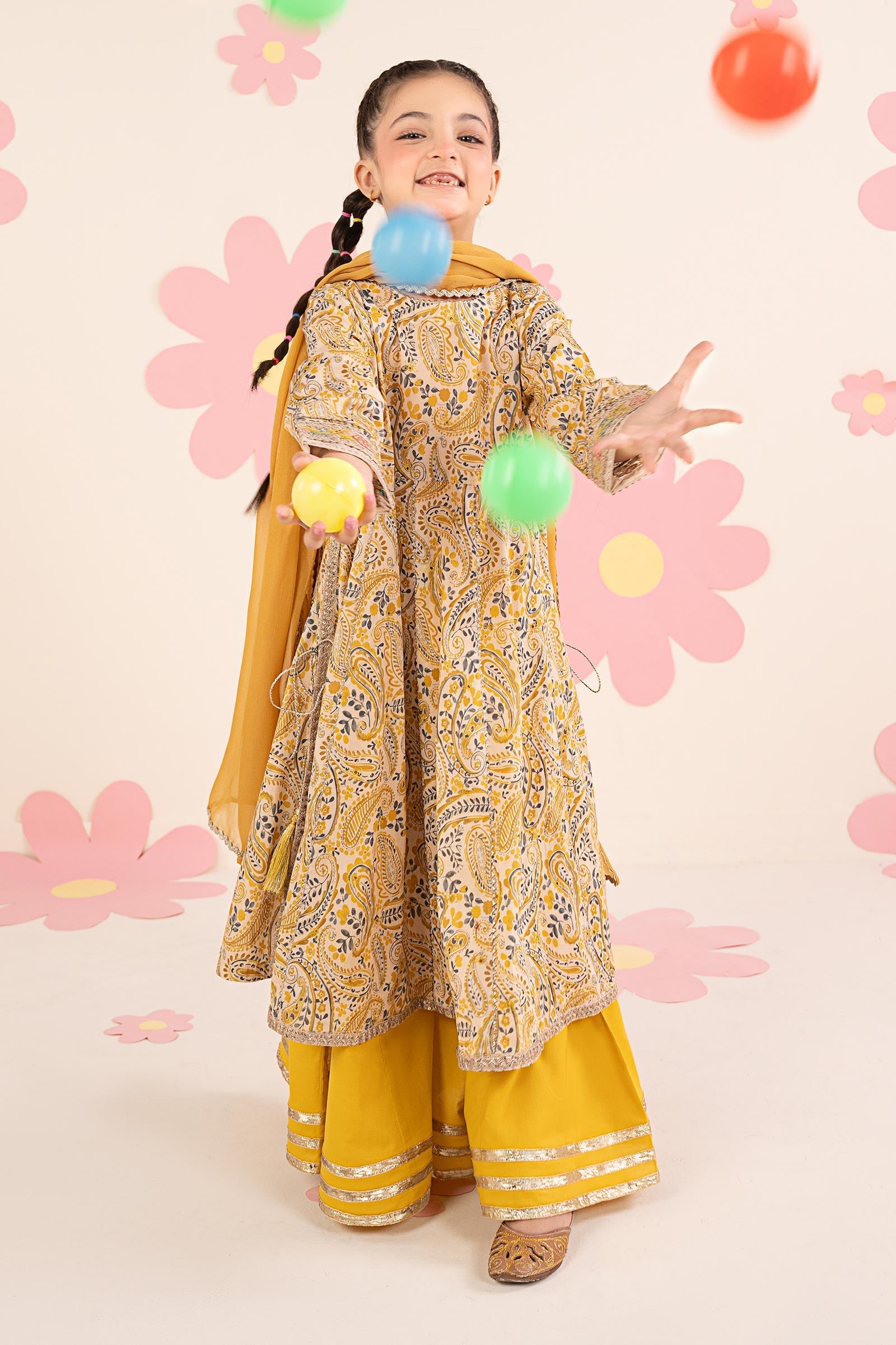 3 Piece Embroidered Lawn Suit