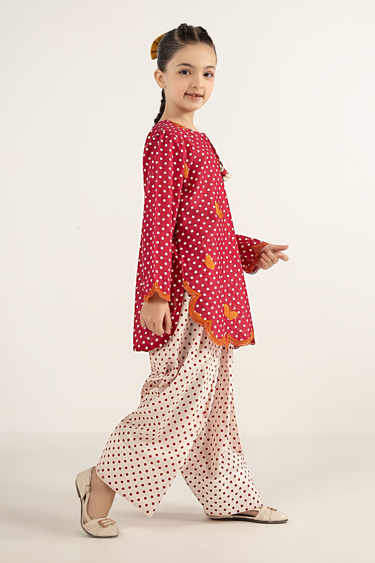 2 Piece Embroidered Lawn Suit