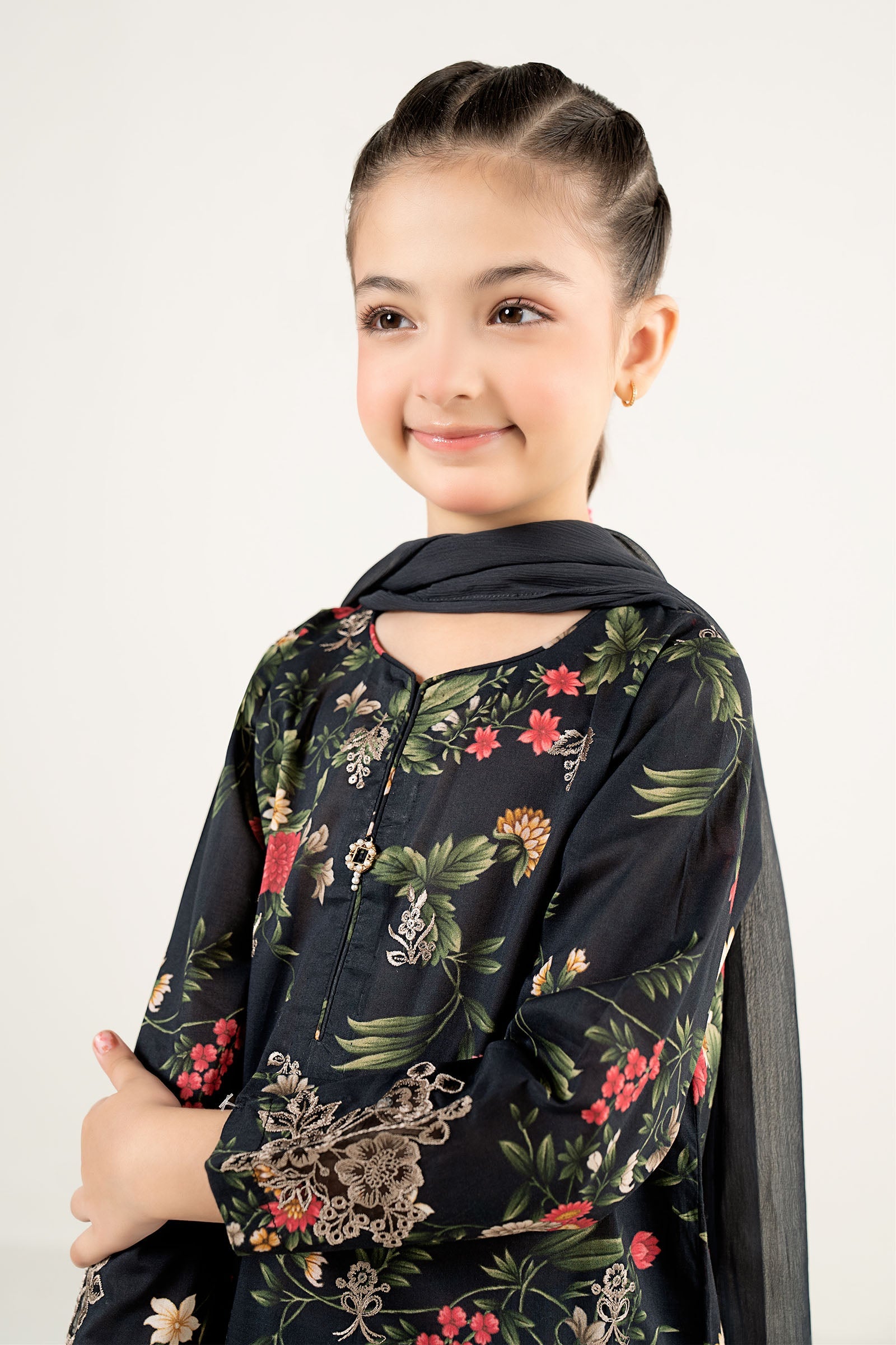 3 Piece Embroidered Lawn Suit