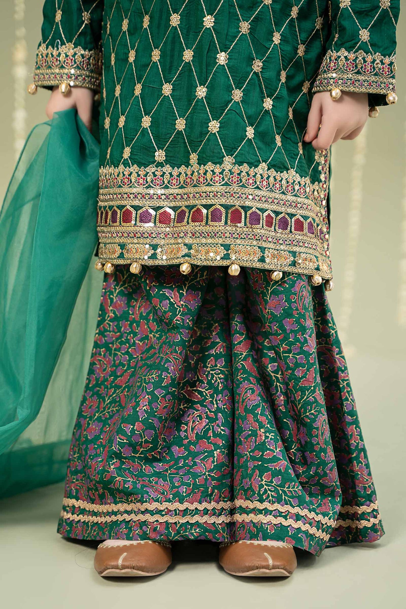 Draped Dupatta (As Shown)