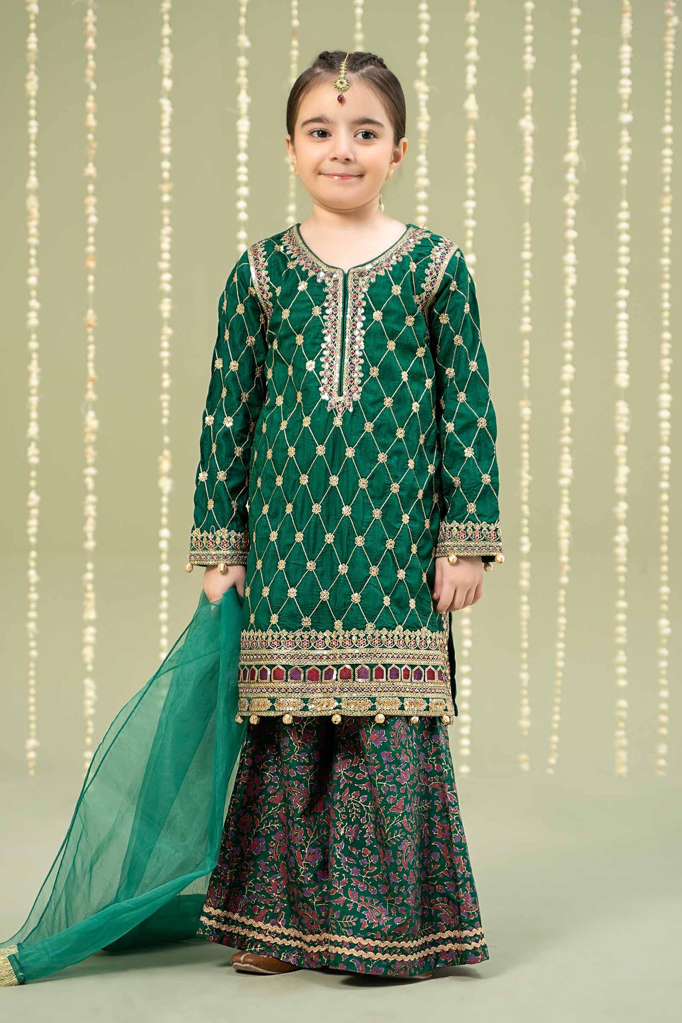 Draped Dupatta (As Shown)