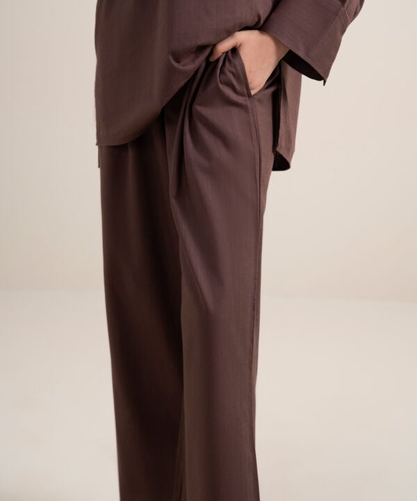 Pleated Wide-Leg Pants