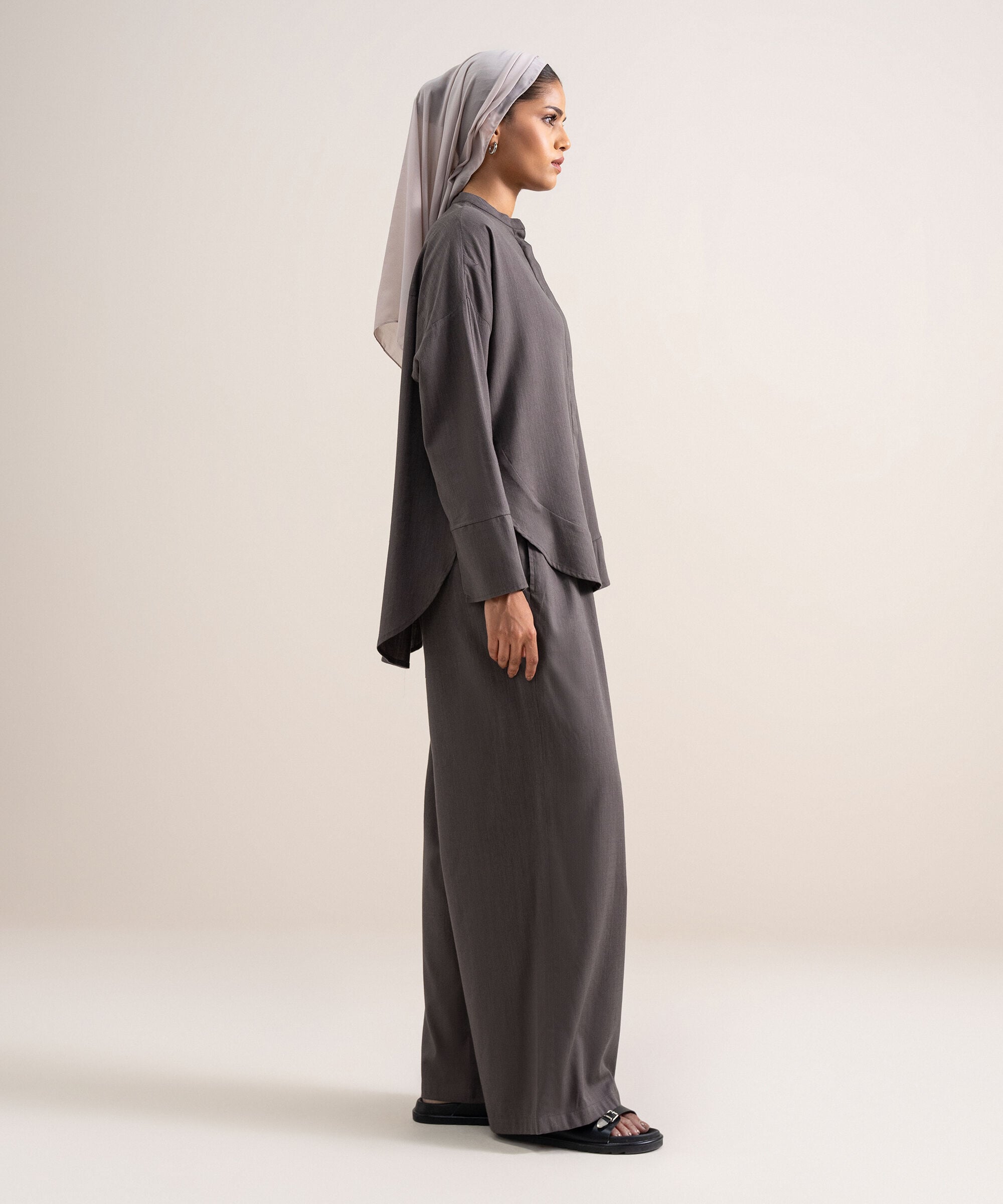 Relaxed Fit Button Down MODTOP26V703