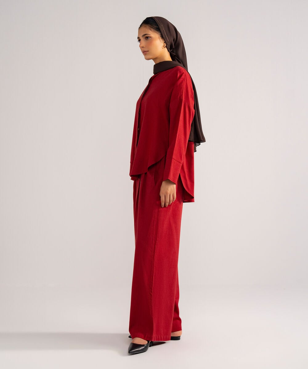 Relaxed Fit Button Down MODTOP26V704