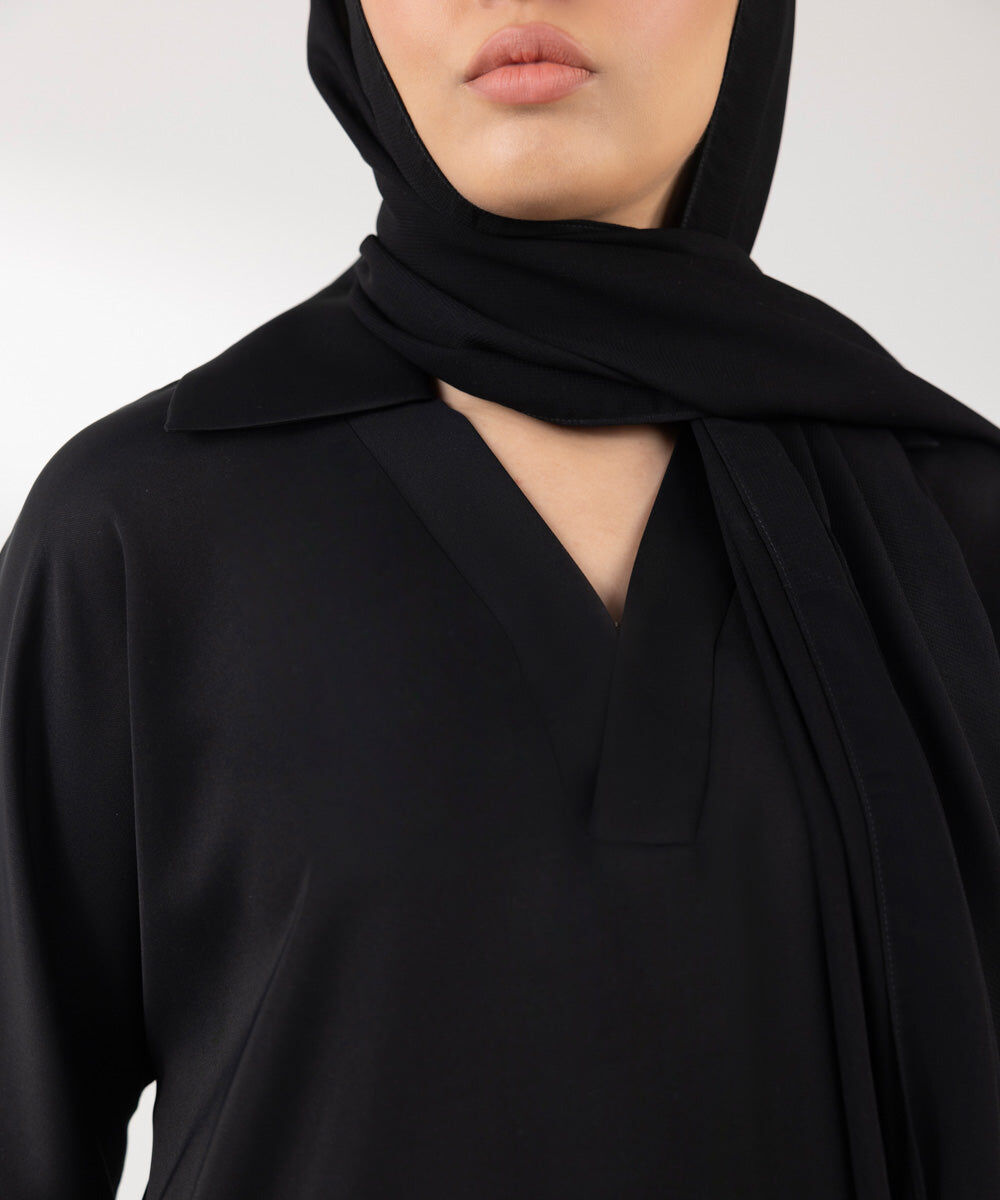 Flowy Shirt With Collar And Full Sleeves