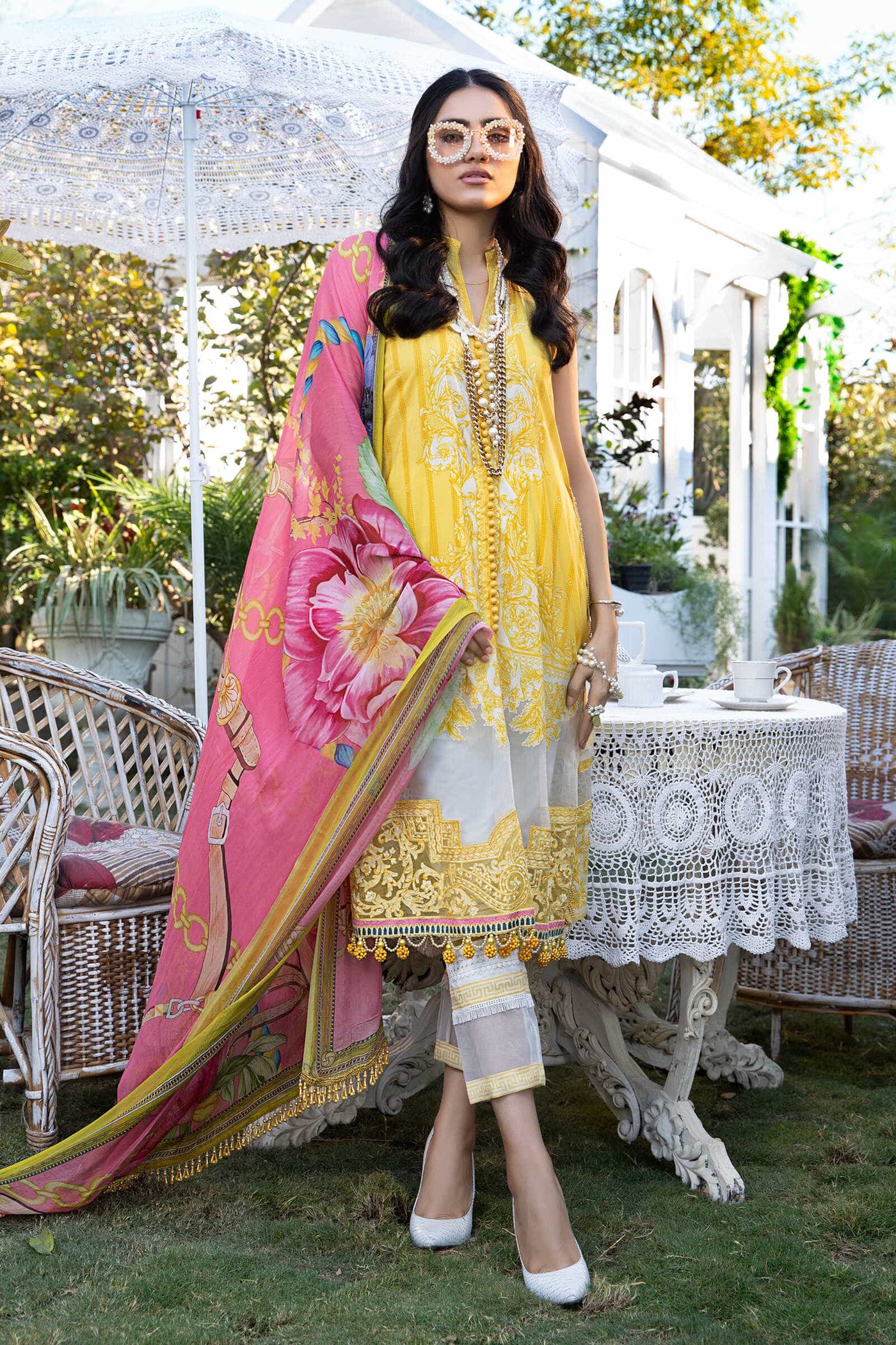 Unstitched Fabrics/M.Prints Mpt-1009-A