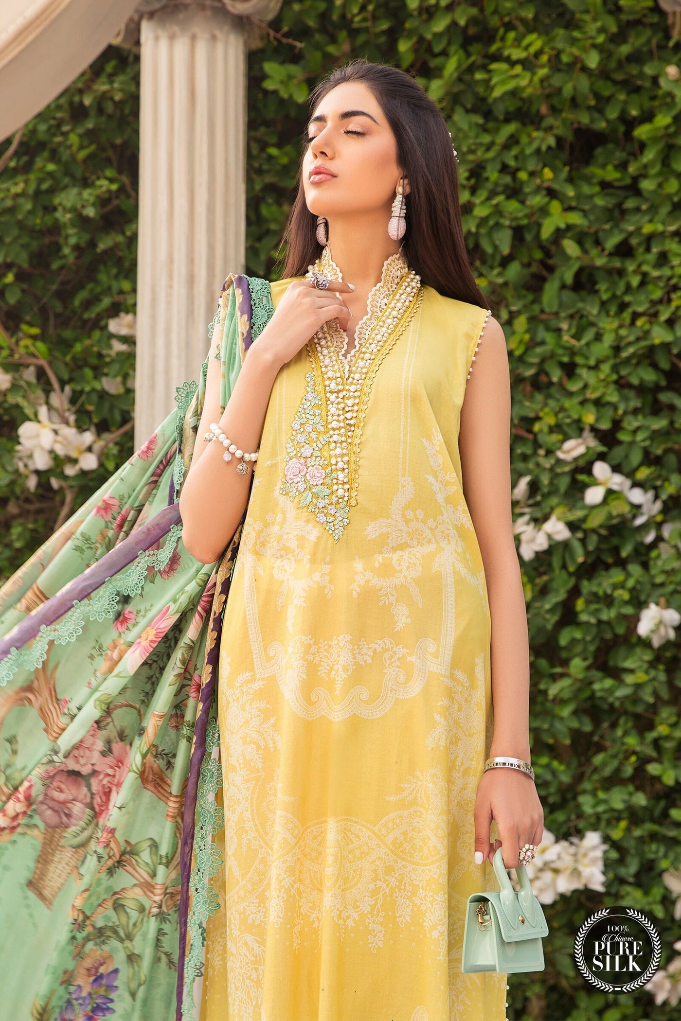 Unstitched Fabrics/Mprints Mpt-1305-A