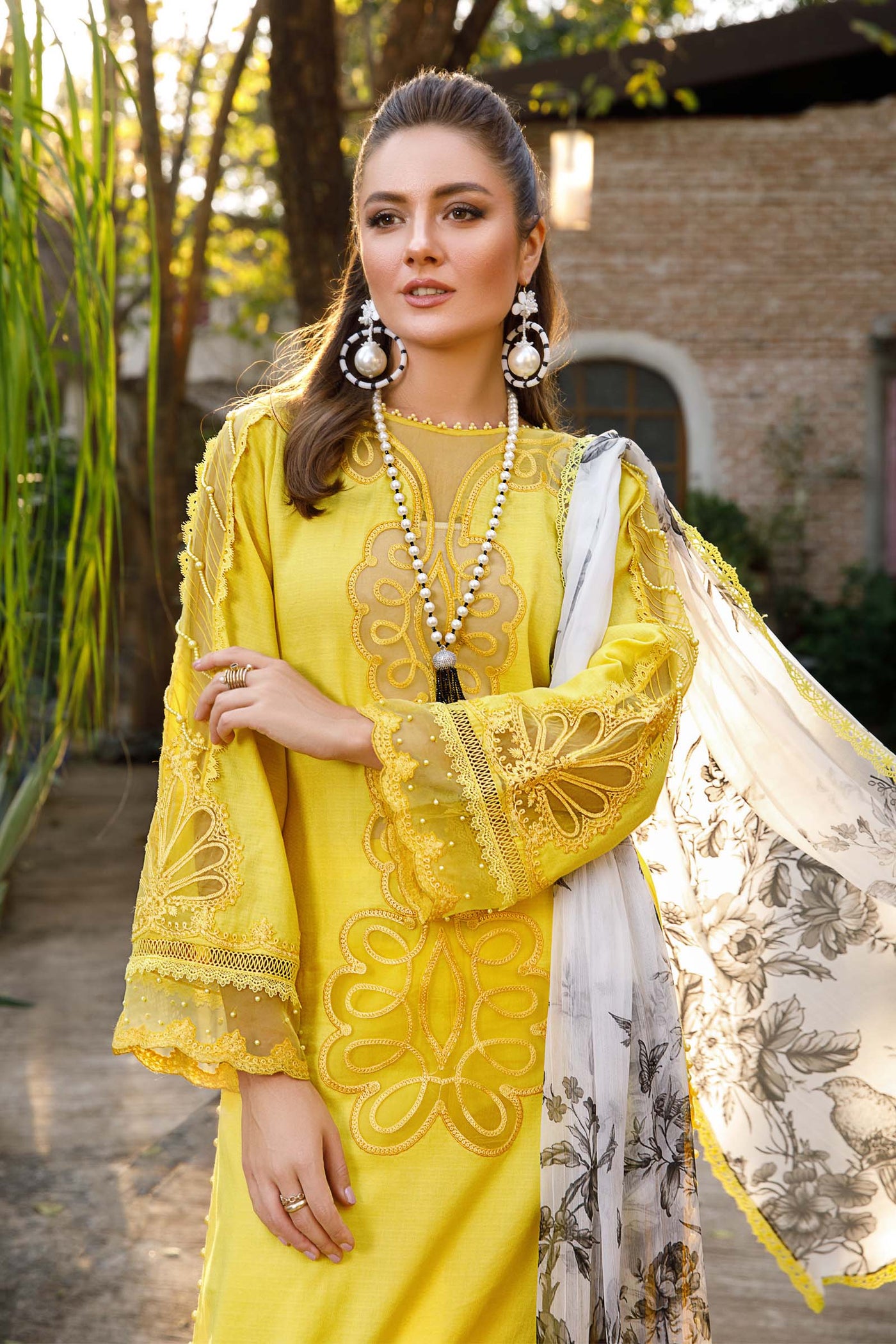 Unstitched M.Prints | Mpt-1704-A