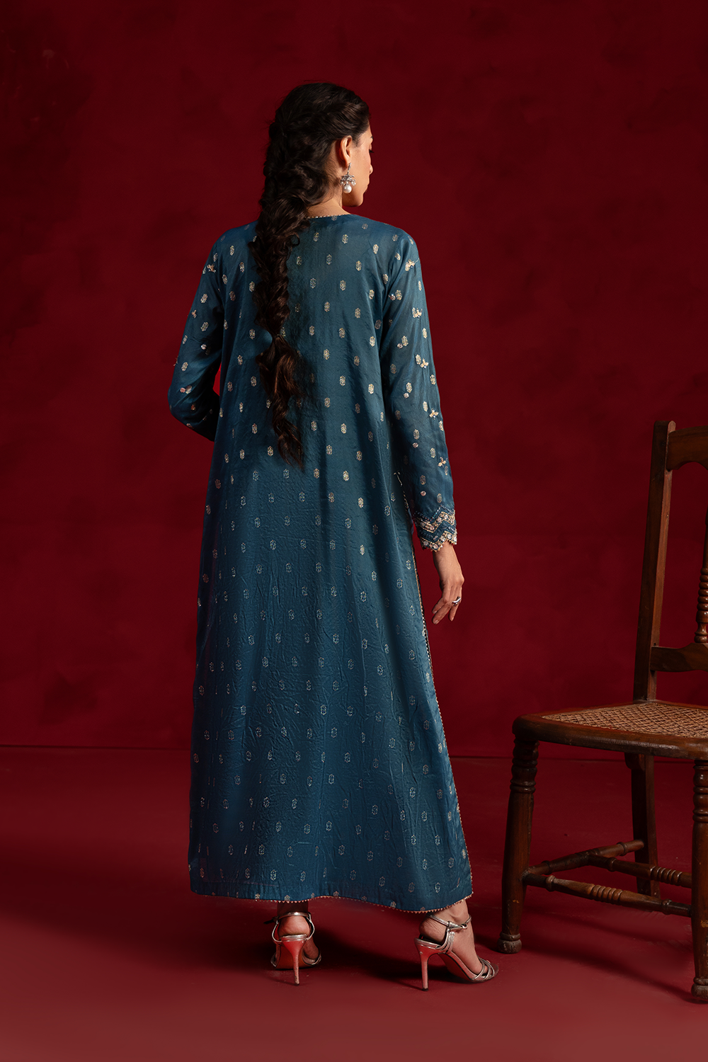 AMARA VEIL - MSS6975