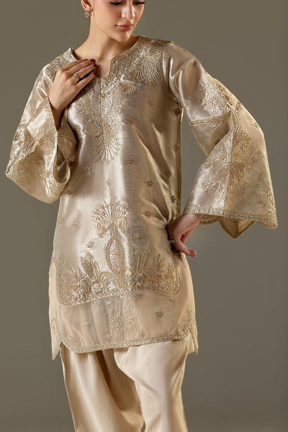 AVENNE - MSS7056