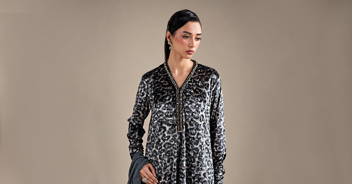 3 Piece Embroidered Velvet Suit