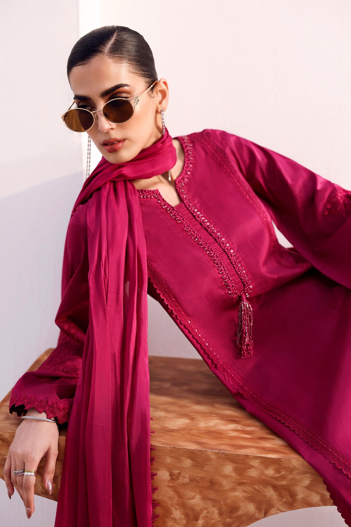 https://cdn.shopify.com/s/files/1/0620/8788/9062/files/MSTEF2615HotPinkCloseup_G.jpg?v=1771476971
