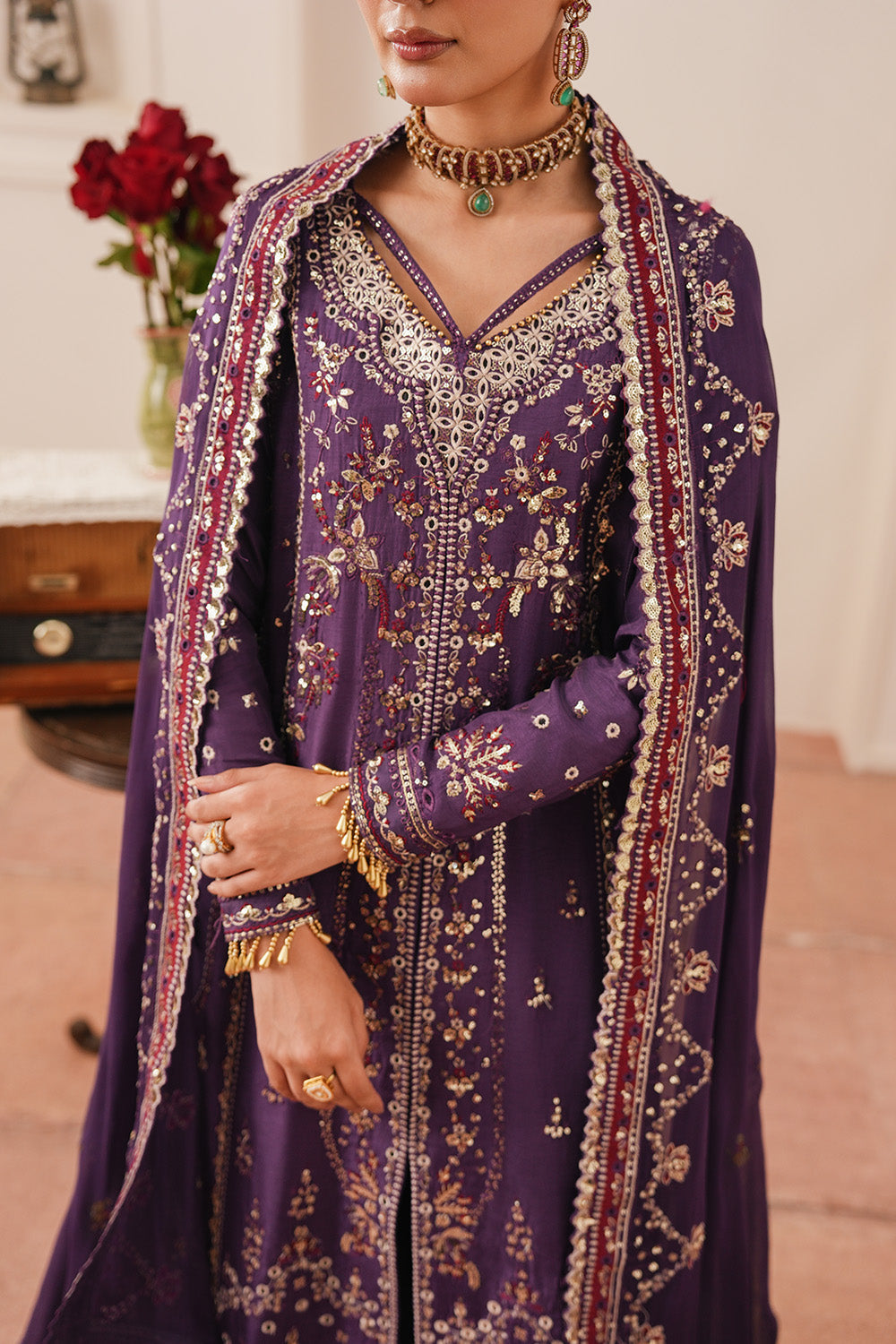 REGAL PLUM - MSU7027