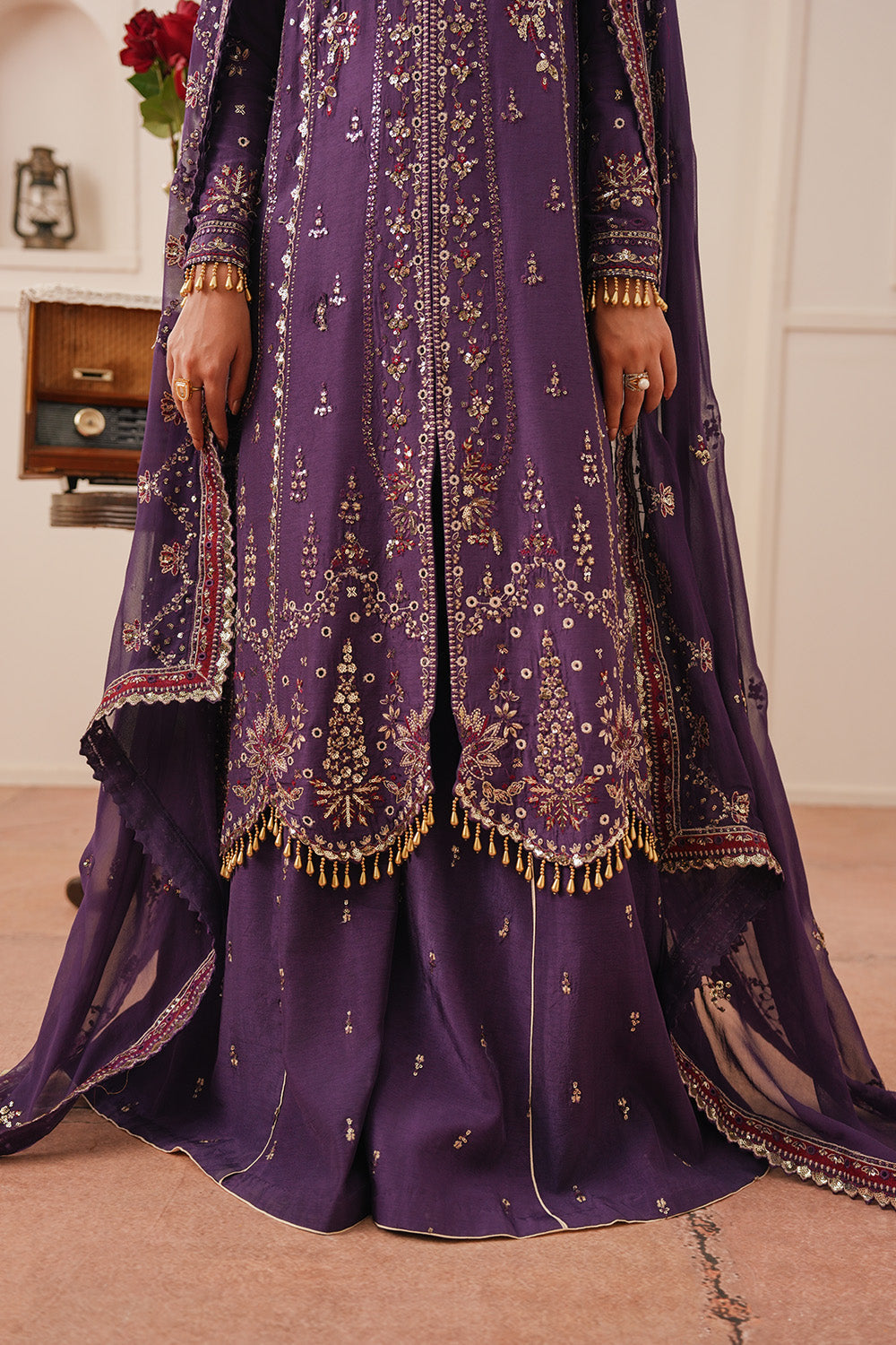 REGAL PLUM - MSU7027